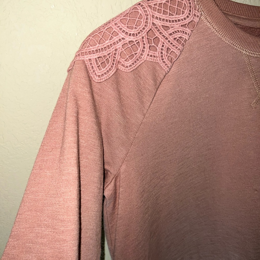 Sweater - Picture 4 of 4